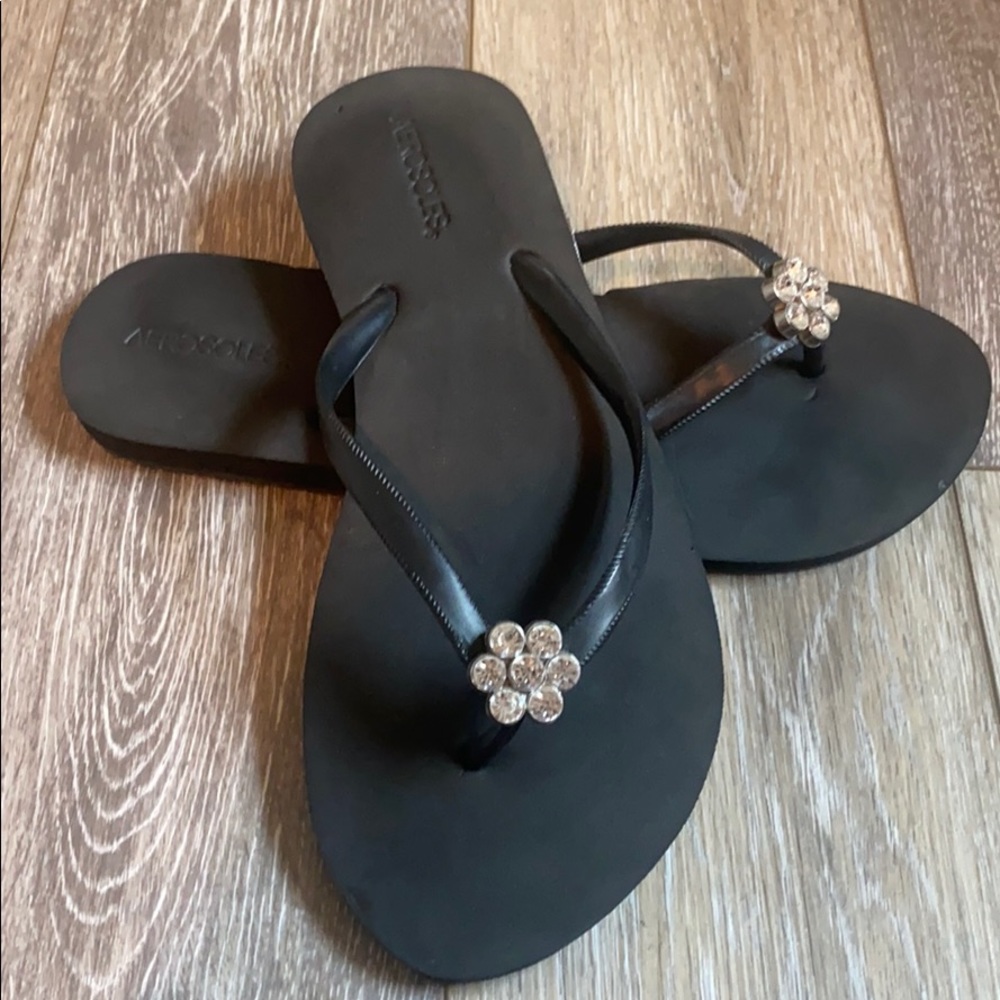 Aerosols flip flops